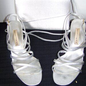Set of Sliver Strappy heels and purse Apostrophe & La regale